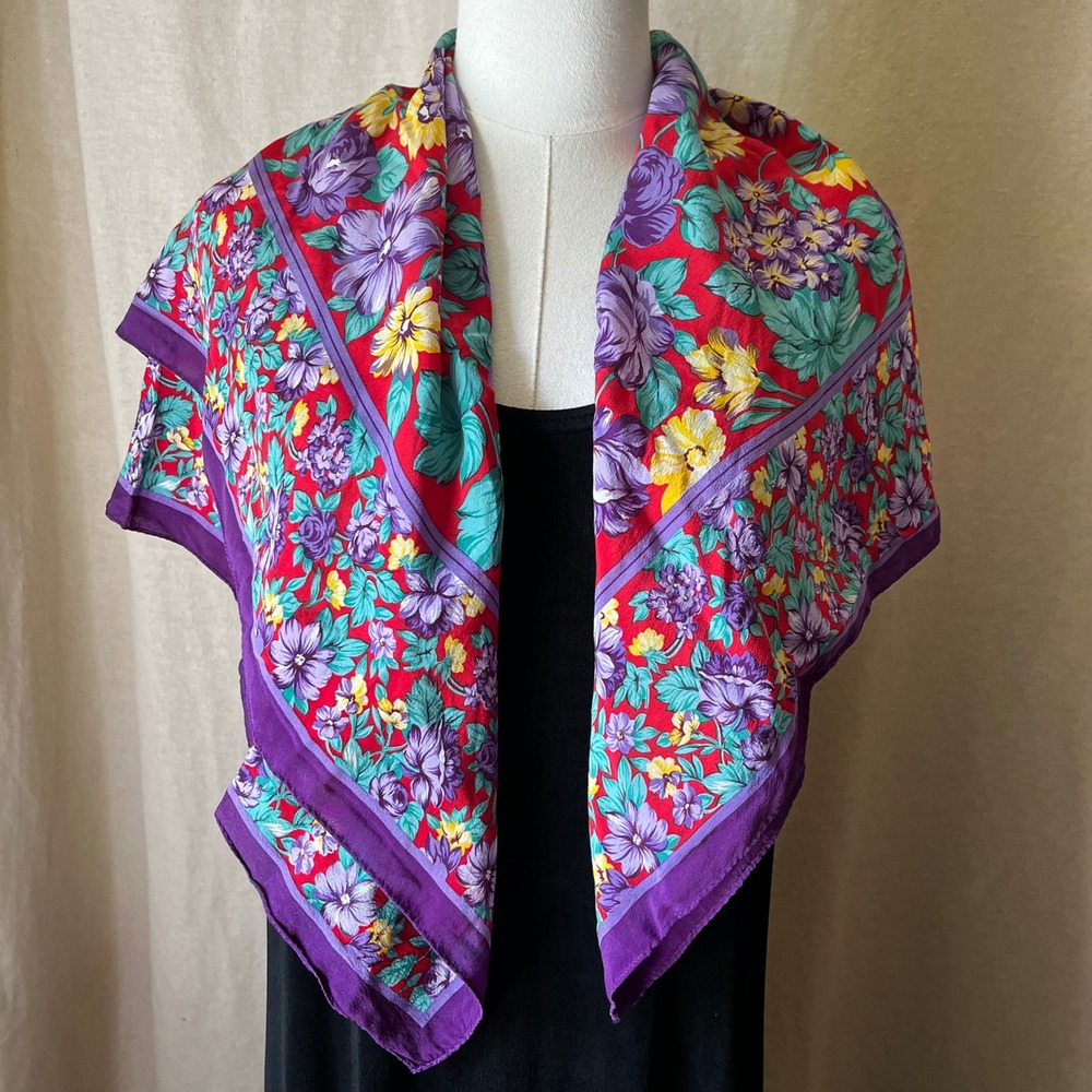Vintage Silk Scarf Lot Talbots Jones New York Floral Paisley Italy 4 Pc - Picture 6 of 8